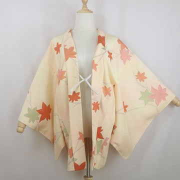 日本復古羽織 | 奶油底×秋季楓葉柄 | 和服外套