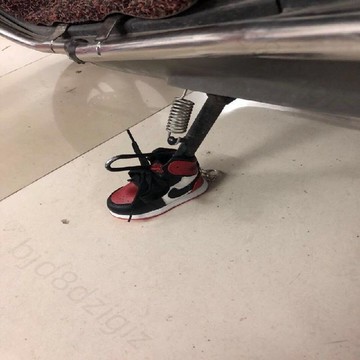 💖台灣熱賣💖 機車電動單車摩托車腳撐小鞋子腳架支架創意裝飾帆布鑰匙掛件