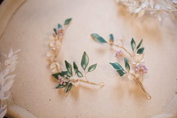 小白花霧面婚紗頭飾 水晶花樹脂 花圈新娘頭飾