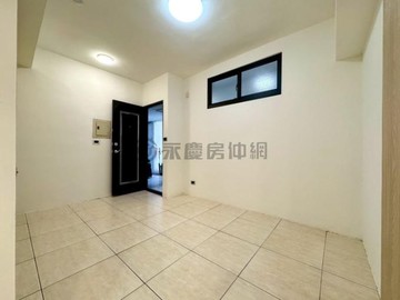 勤美商圈「低總價、2房」有電梯、全新整理美廈｜台中市西區民權路