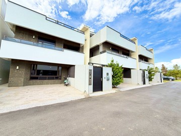 日式大面寬庭院全新電梯別墅 ~｜桃園市楊梅區富聯路