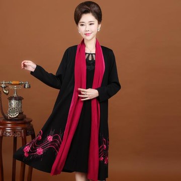 典云間春裝高檔女裝外套媽媽繡花披肩中老年40-50歲大碼風衣外披