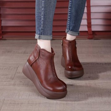 9081中縫厚底靴軟底真皮松糕媽媽鞋馬丁靴皮靴短靴冬新款單靴復古