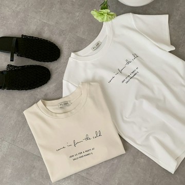 ʜᴀɴɪ ᴍᴏᴏɴ｜文青小字Tee｜韓系T恤 圓領T恤 短袖上衣 韓版T 英字草寫T 百搭基礎款