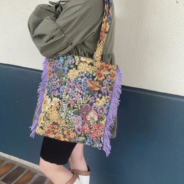 casselini流蘇花卉23年秋冬新款日系原宿風單肩托特包女