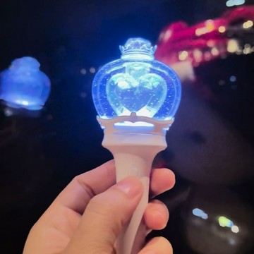台現免運🔥IVE 二代迷你手燈 鑰匙圈 手燈 小手燈 迷你手燈 ive周邊迷你手燈 鑰匙扣 手燈周邊同款 送禮 交換禮物