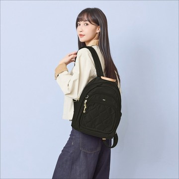 多層收納輕巧休閒後背包23428(黑色)