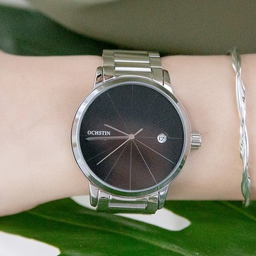 [中性款]OCHSTIN靈魂的經緯放射紋日期顯示金屬鍊帶全自動機械手錶【WOC62001】-黑面銀帶