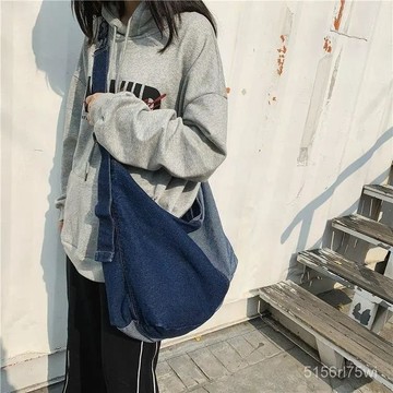 限時搶購💛帆布包💛ins春秋複古斜挎包女牛仔大容量慵懶風 簡約拚接單肩帆布包餃子包