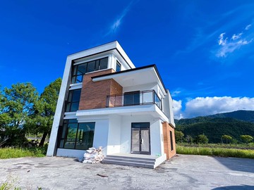 冬山河畔大面寬三面路電梯農舍｜宜蘭縣冬山鄉太和路