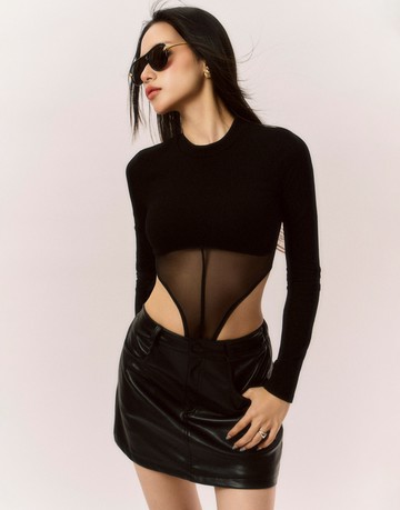 光影落在身上的秘密；拼接透膚BraTop連體衣 兩色