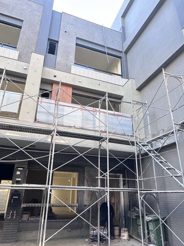 %獨家烏日高鐵特區旁雙車電梯別墅稀有一棟破盤釋出！｜台中市烏日區三榮十六路