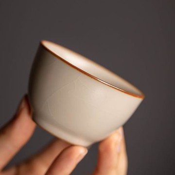 米黃汝窯品茗杯家用主人杯喝茶會客陶瓷功夫茶杯單杯個人專用茶具