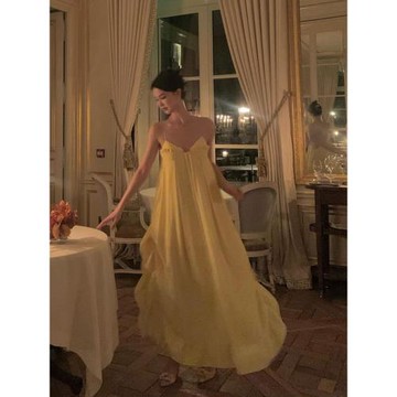 黃色法式露背長裙三亞海邊度假裙旅游穿搭拍照連衣裙荷葉邊沙灘裙