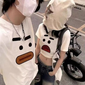 【高級感】HK 小眾 情侶裝 美式 正肩 T恤 夏裝 高級感 表情 搞怪 一長一短 上衣 短袖 印花 T恤 小眾 情侶上