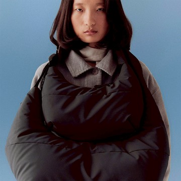 Ucon Acrobatics Shota 迷你雲朵肩背包 - 黑色