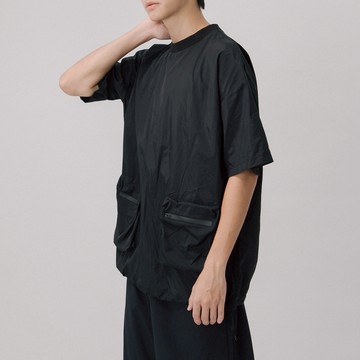 QUEENSHOP_F 情侶裝 拉鍊口袋設計刷刷短袖上衣 兩色售 現+預 【01099435】