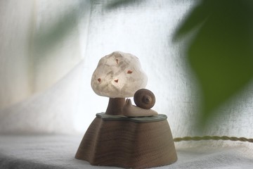 山頂上的樹 l 木質 夜燈