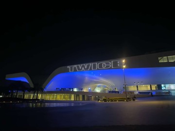 #衛武營#公園第一排#超大1樓邊間｜門口停車｜高雄市鳳山區凱旋路