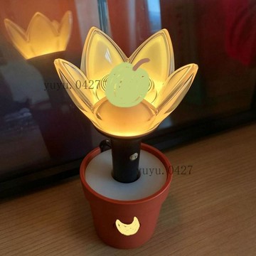 高品質款式 BIGBANG 二十週年鑰匙扣 GD小花盆一套 權志龍同款花盆底座 應援棒底座 20週年迷你應援棒鑰匙扣