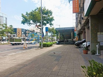 後驛商圈核心 黃金高級公寓｜高雄市三民區重慶街