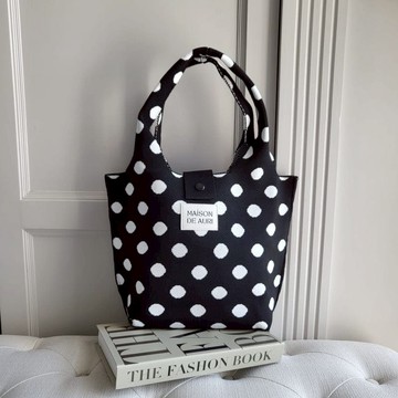 Poche 口袋提包/ 厚針織/ Poche Sake 黑眼豆豆