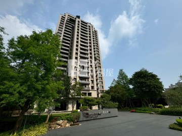 北區第一豪宅無限棟距大三房連號三平車｜台中市北區德化街