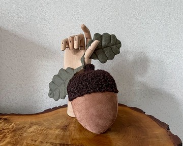 棕橡子，橡子苗圃裝飾，織物橡子，林地苗圃裝飾