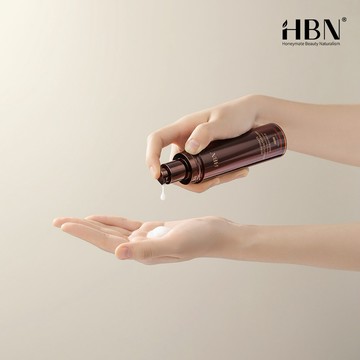 HBN】蘊能舒緩修護精華液 48ml (閃修精華)/修復/泛紅/鎮靜/保濕/閃修精華/神經醯胺/乳木果油/積雪草/溫和/閃舒敏 禮物 情人節 聖誕節 交換禮物 送禮