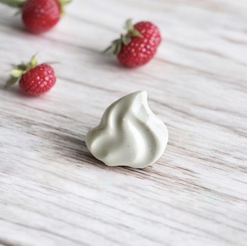 別針 胸針 奶油