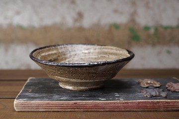 【織刻生活店】垚樺 - 西貢泥黑邊陶瓷碗