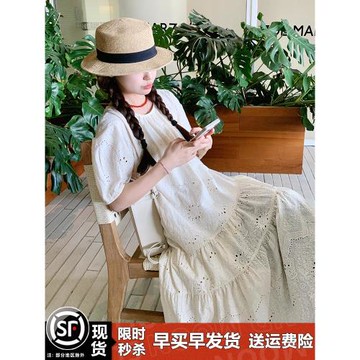 寬松慵懶風刺繡蕾絲連衣裙女夏2025年新款度假出游松弛感白色長裙