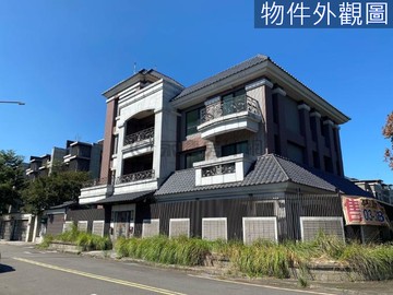 新林段【獨棟電梯】家族大別墅 | 坐擁5個平車｜新北市林口區仁愛路一段