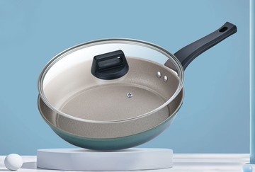 [品毅]愛佳寶碳鋼鈦金不沾平煎鍋26cm