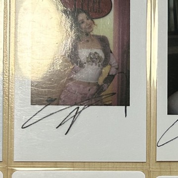 ⭐韓國代購正版⭐正版idle gidle 葉舒華queencard 聚光雜誌 拍立得小卡