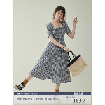 「北島AMUU原創」藍色格紋方領收腰連衣裙女夏口袋開叉壓褶中長裙