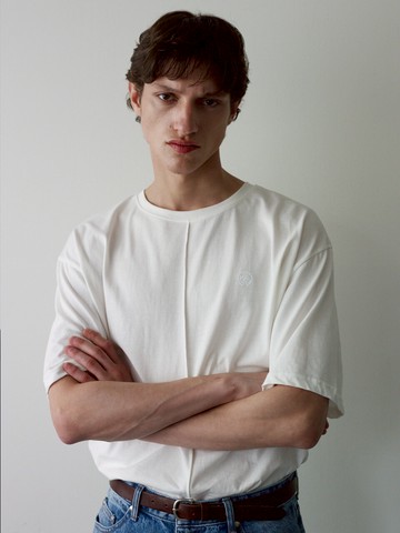 Unisex Pin Tuck Symbol T-Shirt (White)