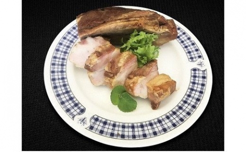 お肉屋さんの手作りベーコン「豚の至福」