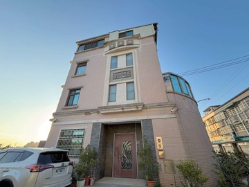 親友件⭐臨路豪華湯屋大別墅~明韻｜台中市沙鹿區星輝北街