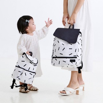 【輕量防水後背包】時尚都會包 | 翹翹板 (媽媽包)