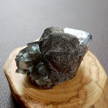 【土桑展精選寶物】英國日光螢石與方鉛礦原礦晶簇211119-3號~Dianna Maria