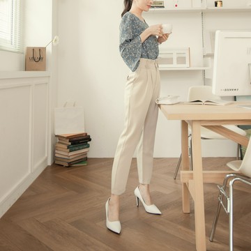 OB嚴選 高腰造型裝飾釦花苞褲 《BA7010》大尺碼/女裝/現貨