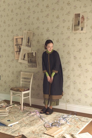 深藍撞色咖色圓領開襟洋裝