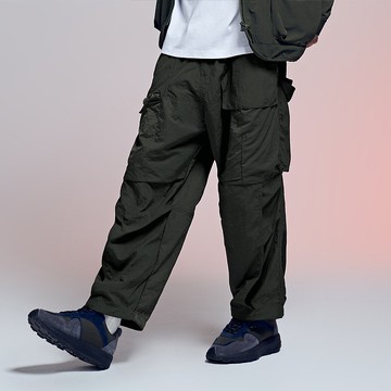 寬版多口袋長褲/機能面料/防潑水/素色/中性款/