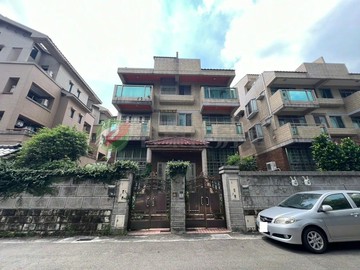 找我購屋送掃地機器人豐樂公園旁大地坪臨路別墅近秀泰｜台中市南屯區豐順街