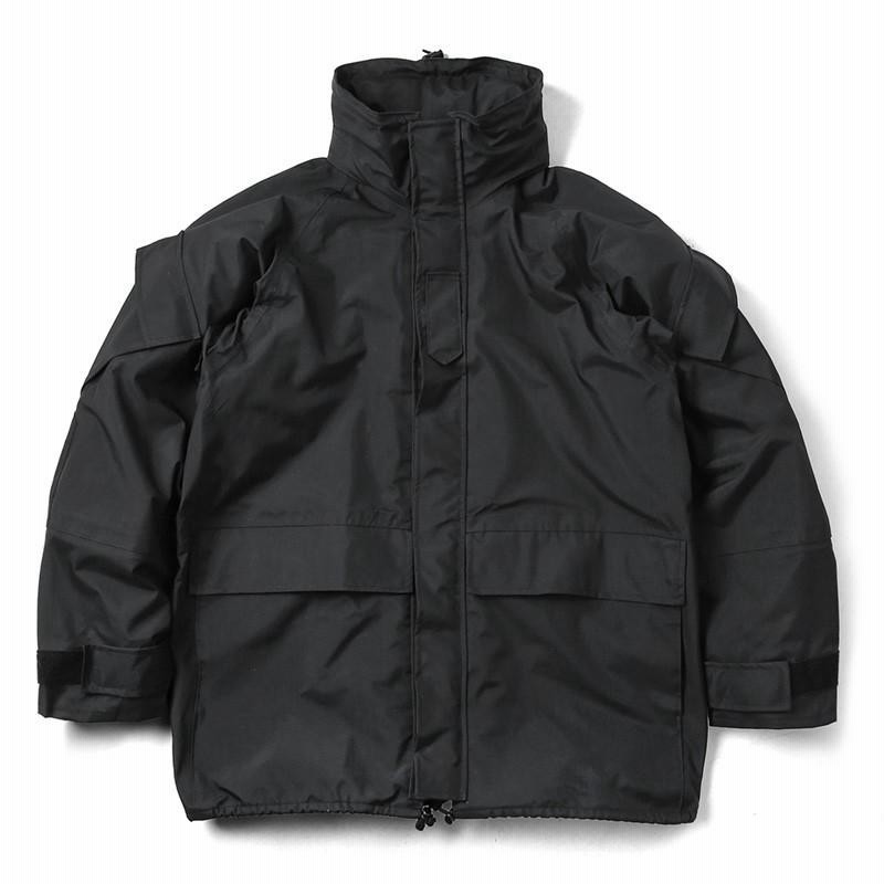 黒色ですUS ECWCS GEN2 PARKA BLACK USA製　S-R