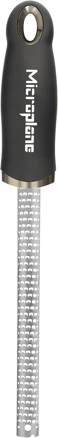 [2美國直購] Microplane 46016 頂級系列 極細齒型刨刀 黑 細末 磨肉桂棒用 美國製_ii2