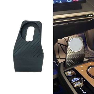 BMW iX iPhone MagSafe 手機支架 | 不含 Apple MagSafe 充電器