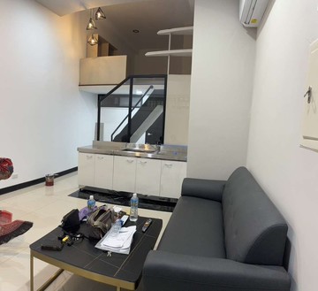 四號公園挑高+坡平車位｜新北市中和區安平路