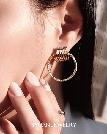 Venus— 鍍18K鋯石現代復古耳環生日 禮物情人節